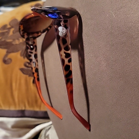 Red & Animal Print Sunglasses - Picture 7 of 10